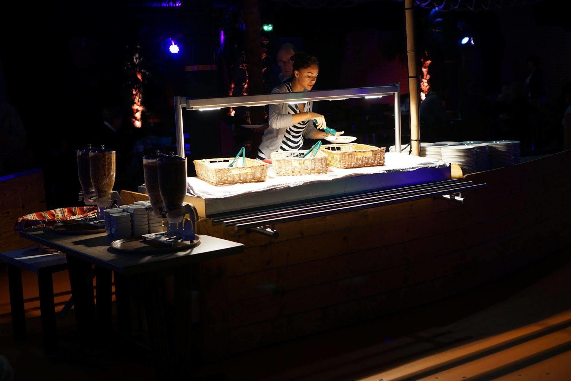 Hotel Brasserie Du Parc อัลบี ภายนอก รูปภาพ